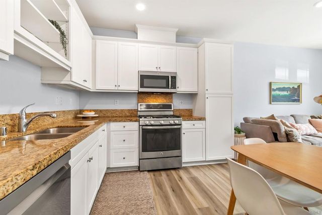 2754 Silver Medal Rd 5, Chula Vista, CA 91915