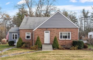 555 Oak Hill Rd, Fitchburg, MA 01420