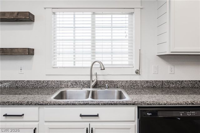 989 Harbor Avenue, Henderson, NV 89002