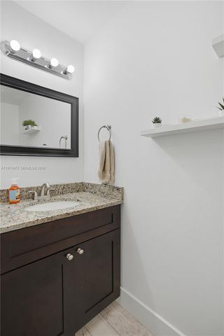 4765 SW 14th St, Deerfield Beach, FL 33442