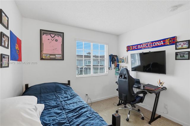 4765 SW 14th St, Deerfield Beach, FL 33442