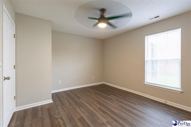 1232 Strada Amore, Florence, SC 29501