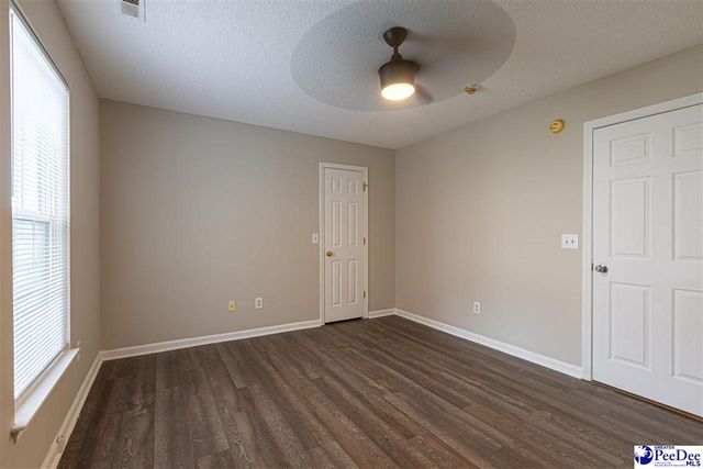 1232 Strada Amore, Florence, SC 29501