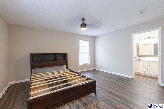 1232 Strada Amore, Florence, SC 29501