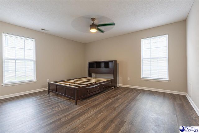 1232 Strada Amore, Florence, SC 29501