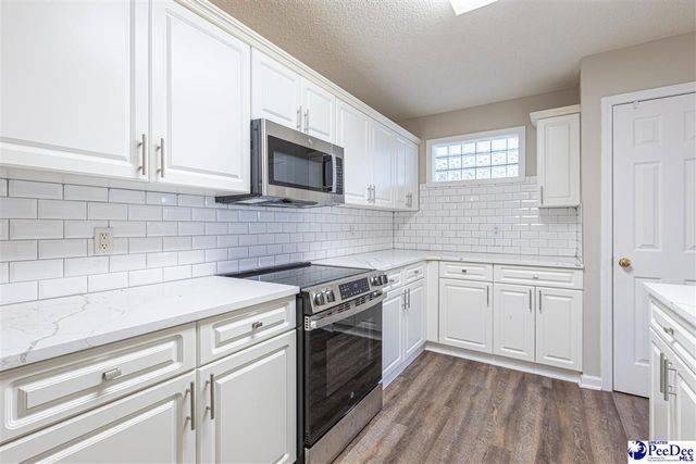 1232 Strada Amore, Florence, SC 29501