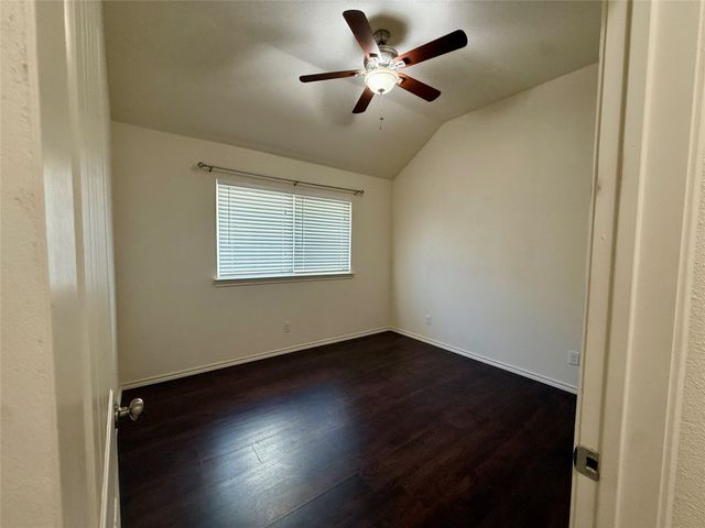 225 Lovers Path Drive, Springtown, TX 76082