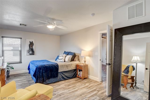 11108 Desert Dove Avenue, Las Vegas, NV 89144