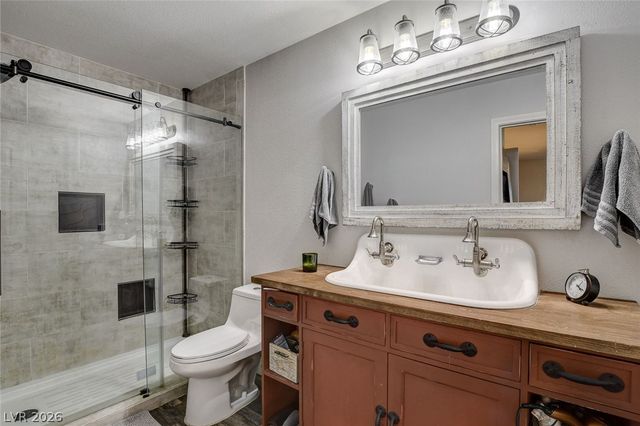 11108 Desert Dove Avenue, Las Vegas, NV 89144