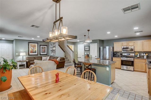 11108 Desert Dove Avenue, Las Vegas, NV 89144