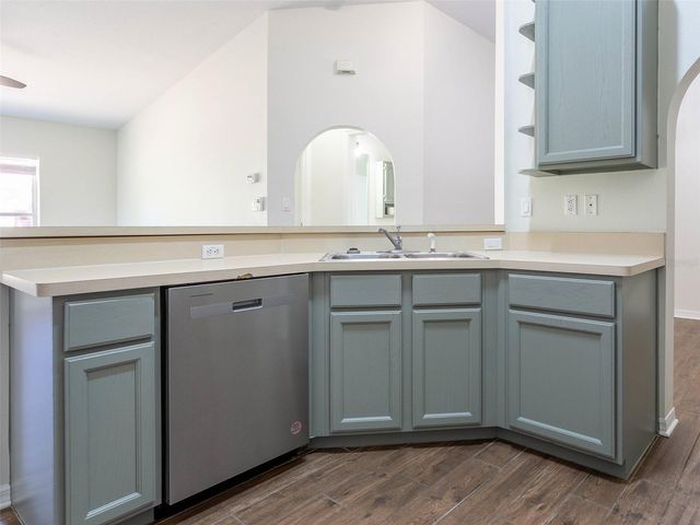 36921 VALUE CIRCLE, Dade City, FL 33525