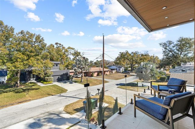 910 W WEST STREET, Tampa, FL 33602