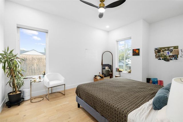 910 W WEST STREET, Tampa, FL 33602