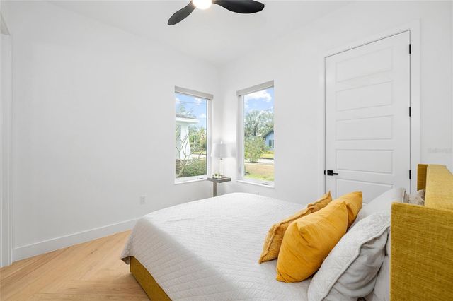 910 W WEST STREET, Tampa, FL 33602