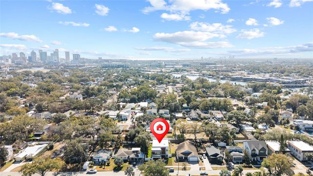 910 W WEST STREET, Tampa, FL 33602