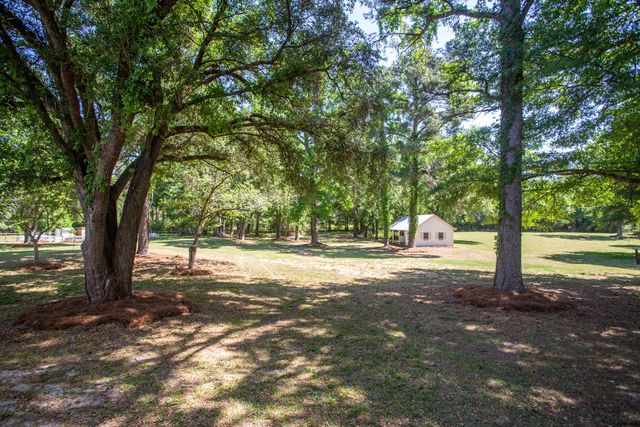 481 Cantey Lane, Rembert, SC 29128