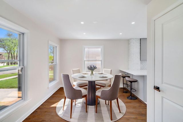 248 Adelaide Place, Munster, IN 46321