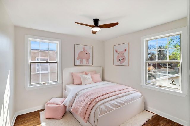 248 Adelaide Place, Munster, IN 46321