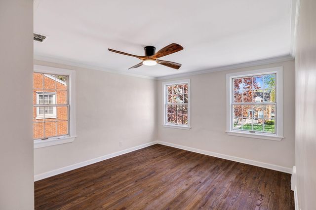 248 Adelaide Place, Munster, IN 46321