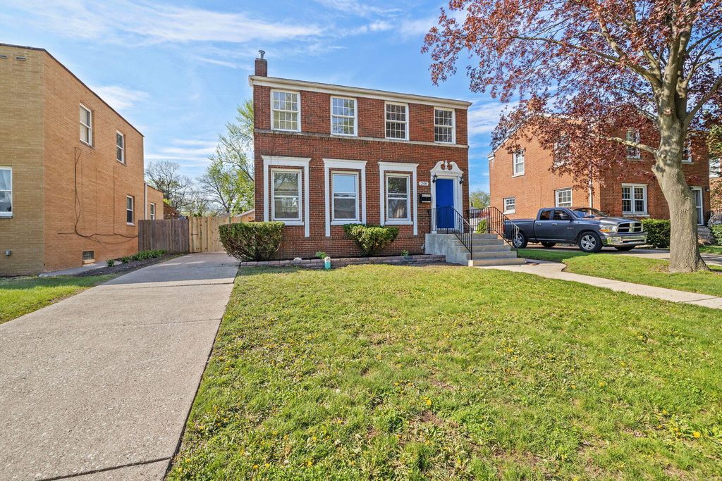 248 Adelaide Place, Munster, IN 46321