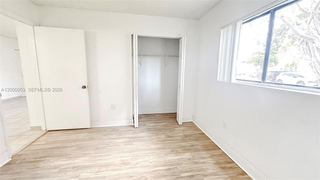 9491 S Palm Circle S 103, Pembroke Pines, FL 33025