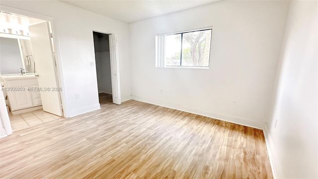 9491 S Palm Circle S 103, Pembroke Pines, FL 33025