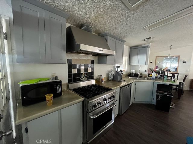 4901 Green River Road 40, Corona, CA 92878