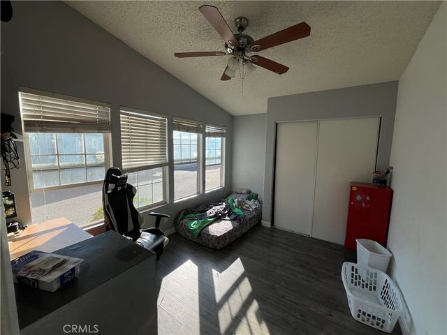 4901 Green River Road 40, Corona, CA 92878