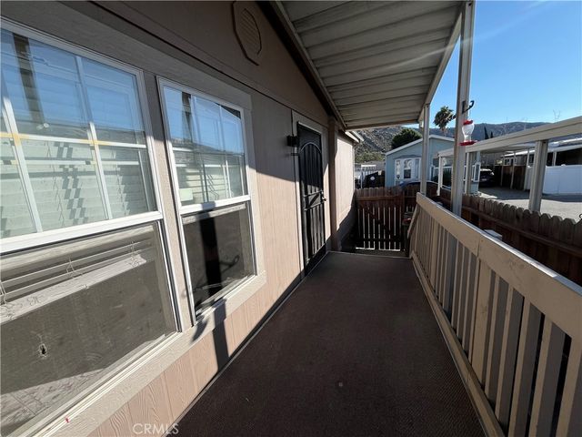4901 Green River Road 40, Corona, CA 92878