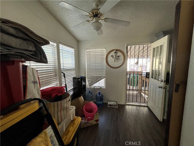 4901 Green River Road 40, Corona, CA 92878