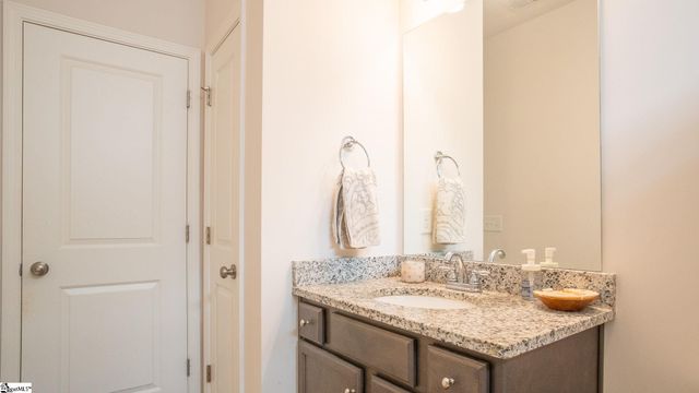 460 White Peach Way, Duncan, SC 29334