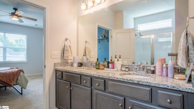 460 White Peach Way, Duncan, SC 29334