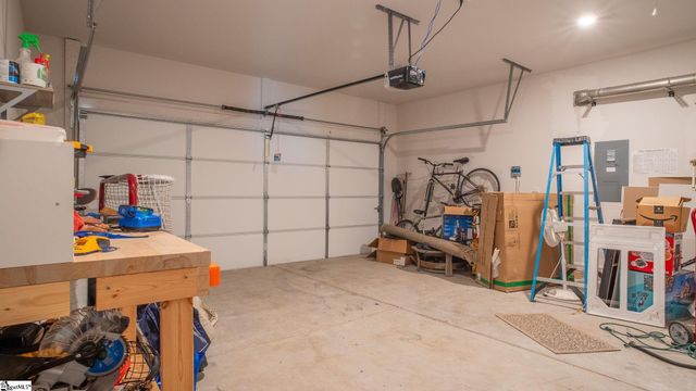 460 White Peach Way, Duncan, SC 29334