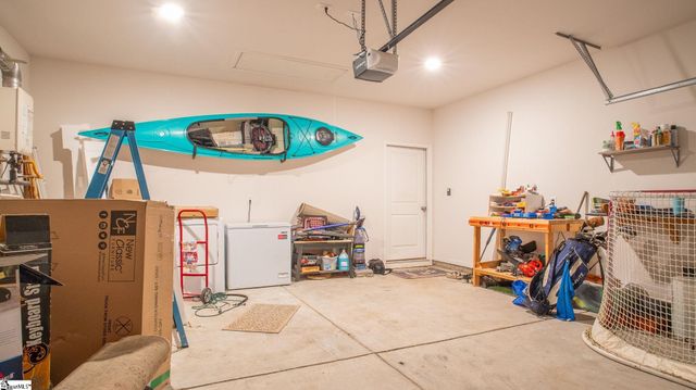 460 White Peach Way, Duncan, SC 29334