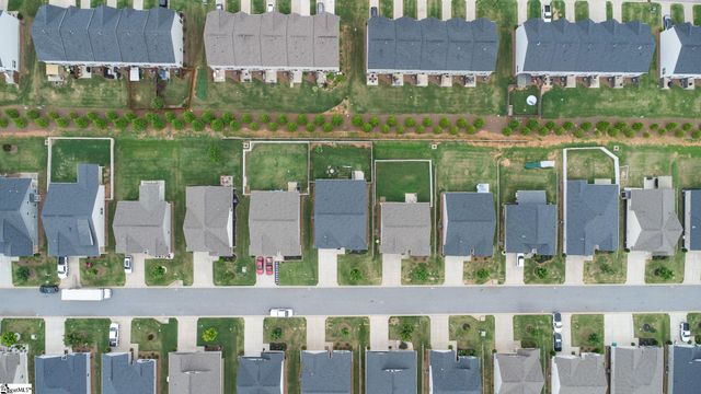 460 White Peach Way, Duncan, SC 29334
