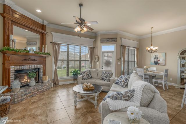 707 Fox Den, Haughton, LA 71037