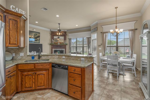 707 Fox Den, Haughton, LA 71037