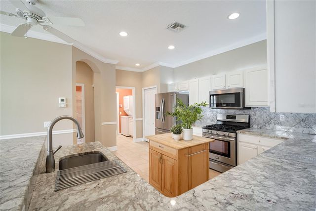 8336 TARTAN FIELDS CIRCLE, Lakewood Ranch, FL 34202