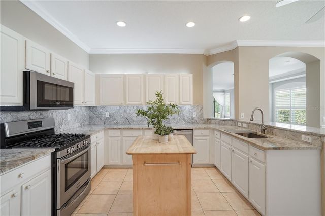 8336 TARTAN FIELDS CIRCLE, Lakewood Ranch, FL 34202