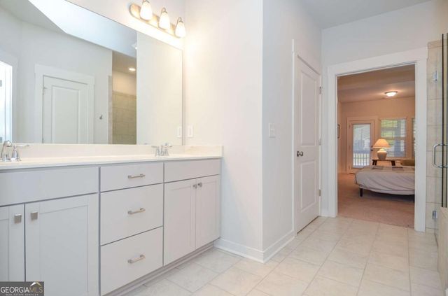 2562 Rathburn Circle, Loganville, GA 30052