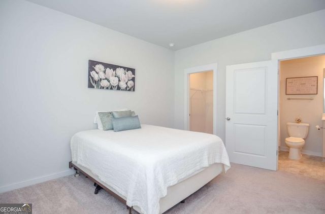 2562 Rathburn Circle, Loganville, GA 30052