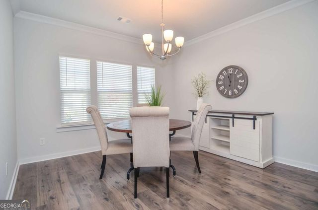 2562 Rathburn Circle, Loganville, GA 30052