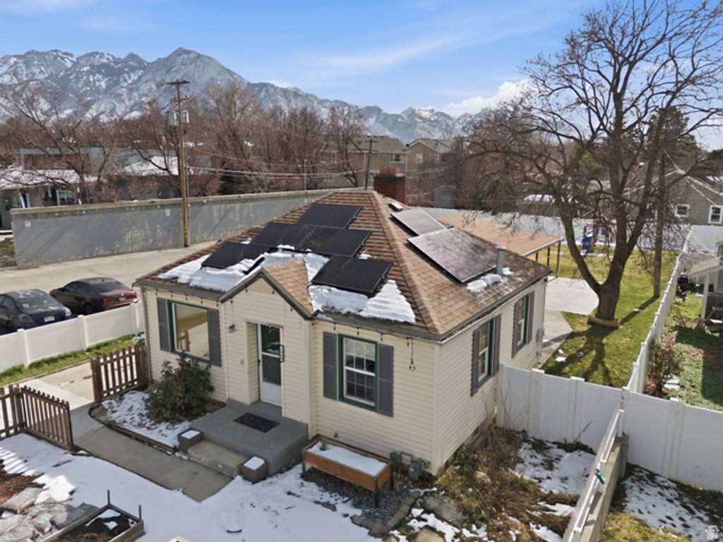 Image 1 of property listing at 1960 E 3300 S, Millcreek, UT 84106