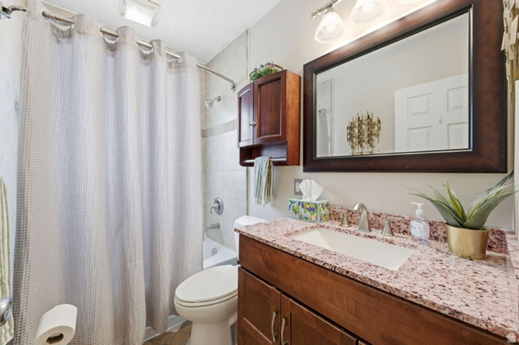 Image 15 of property listing at 1960 E 3300 S, Millcreek, UT 84106