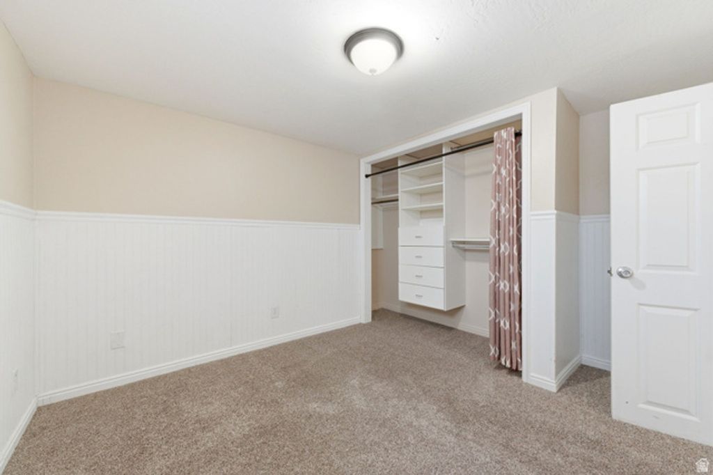 Image 21 of property listing at 1960 E 3300 S, Millcreek, UT 84106