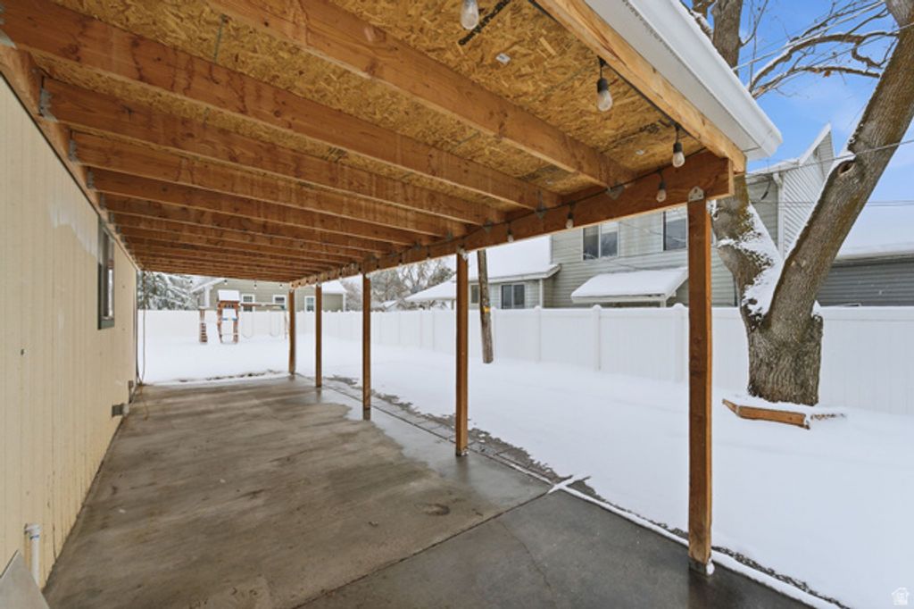 Image 28 of property listing at 1960 E 3300 S, Millcreek, UT 84106
