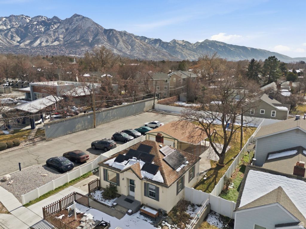 Image 32 of property listing at 1960 E 3300 S, Millcreek, UT 84106