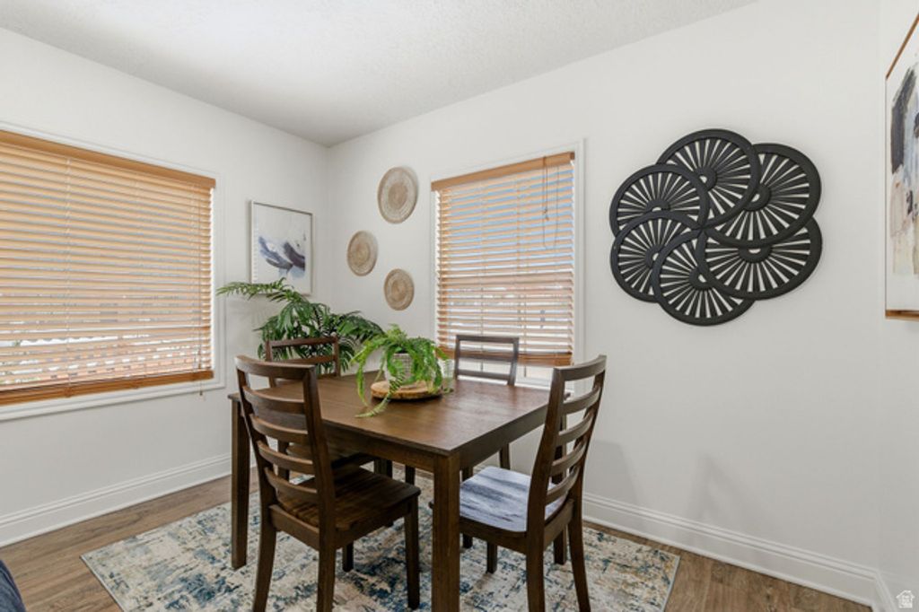 Image 5 of property listing at 1960 E 3300 S, Millcreek, UT 84106