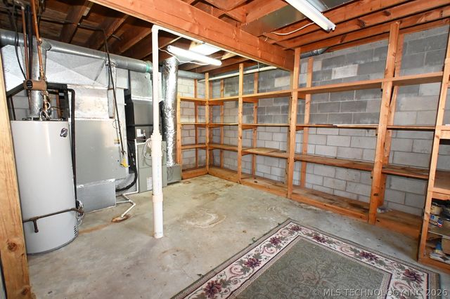 24044 W Flint Ridge Lane, Park Hill, OK 74451