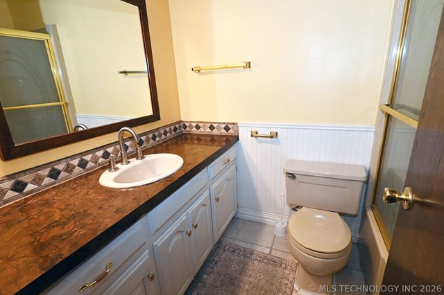 24044 W Flint Ridge Lane, Park Hill, OK 74451